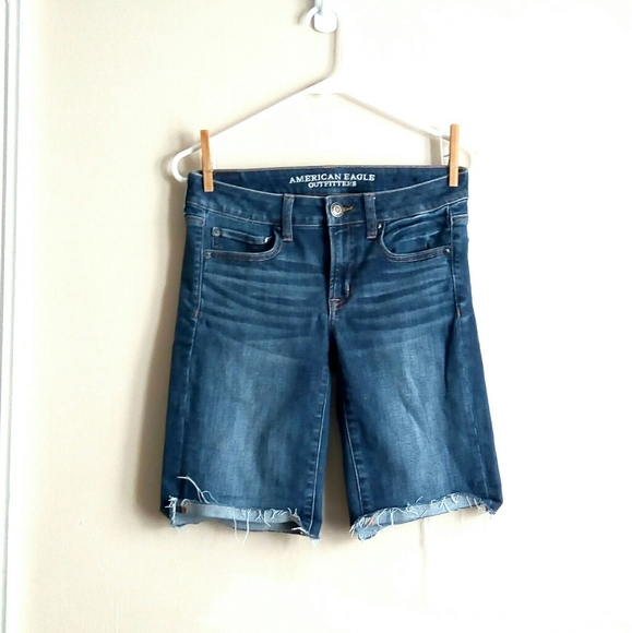 american eagle bermuda stretch shorts